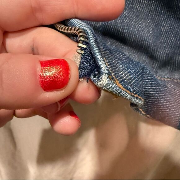 Vintage 90s Fubu Men's Denim Trucker Jacket XL Needs Minor Repairs - Picture 6 of 12